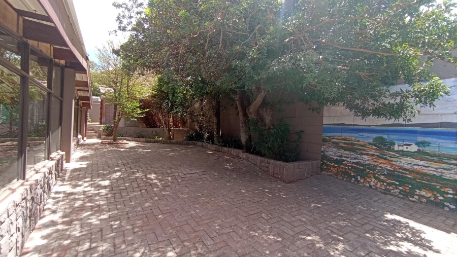 4 Bedroom Property for Sale in Vredenburg Western Cape